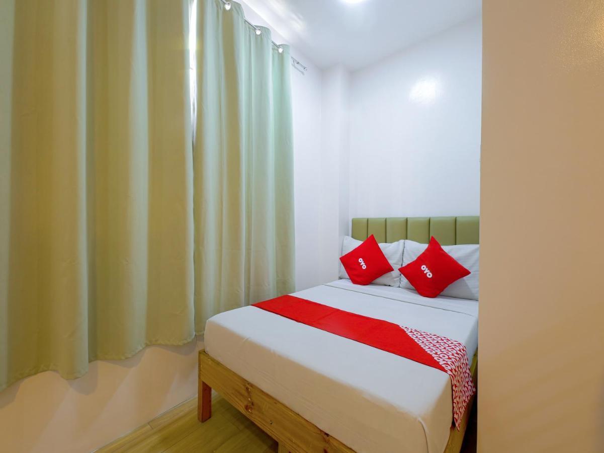 Oyo 783 Freemont Place Paranaque City Exteriör bild