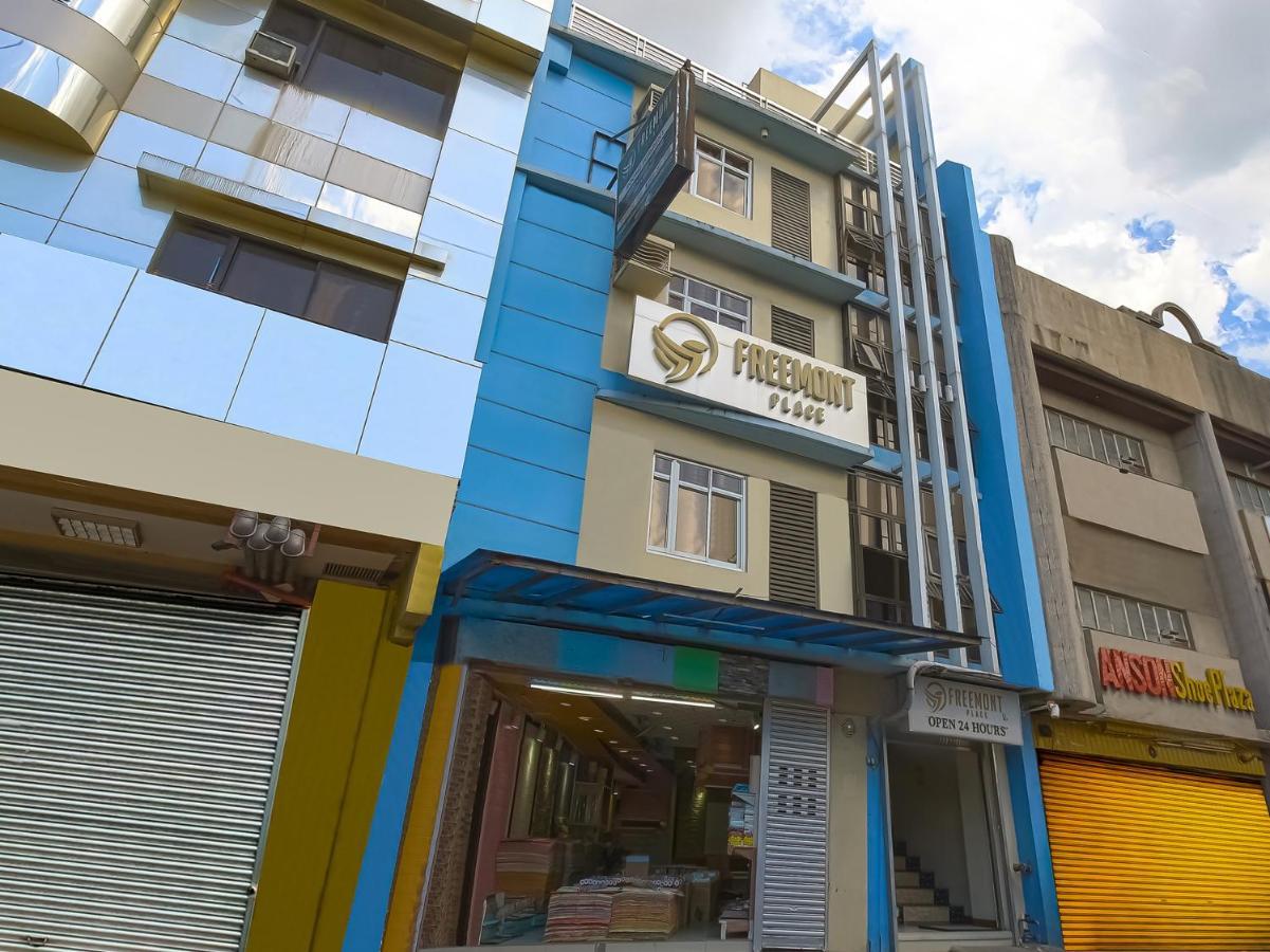Oyo 783 Freemont Place Paranaque City Exteriör bild