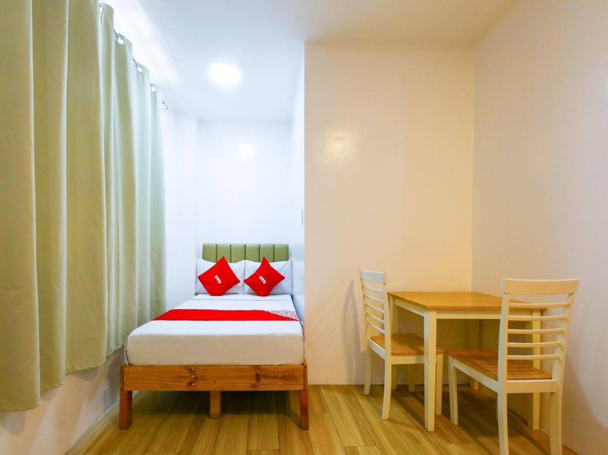 Oyo 783 Freemont Place Paranaque City Exteriör bild